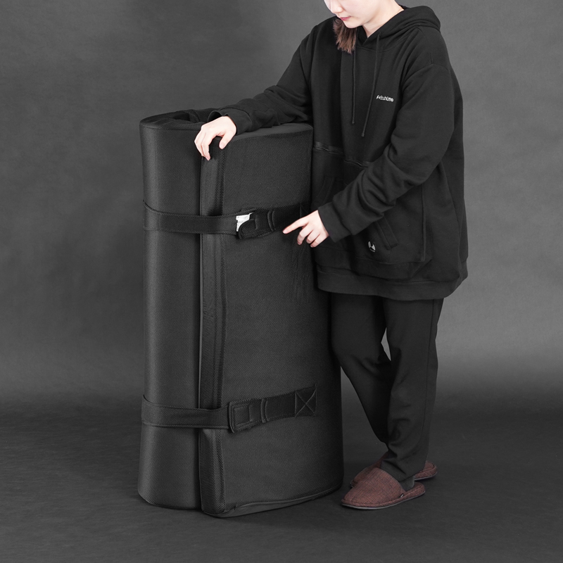 Gaming Mattress po gamingowych fotelach przyszedł czas na gamingowe